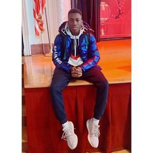 Meet your Posher, Ali